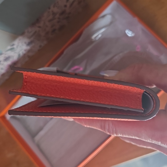 Orange Chevre Mysore Leather Bearn Gusset Wallet - Picture 5 of 10